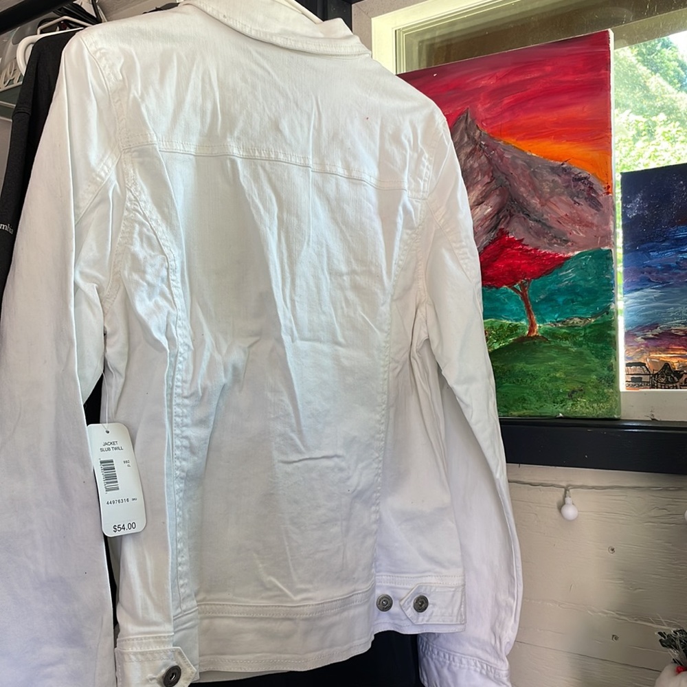 White jean jacket - Picture 5 of 5
